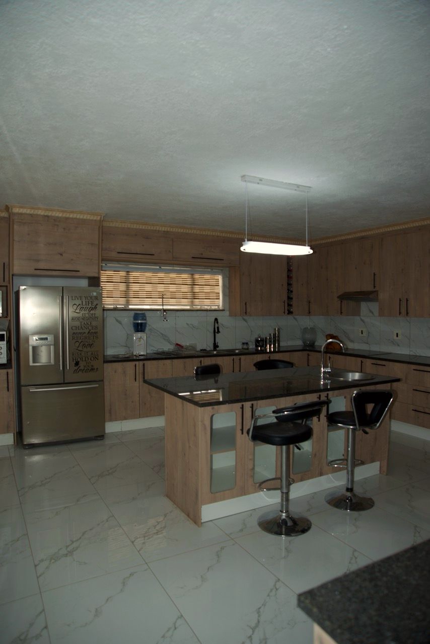Breakfast bar
